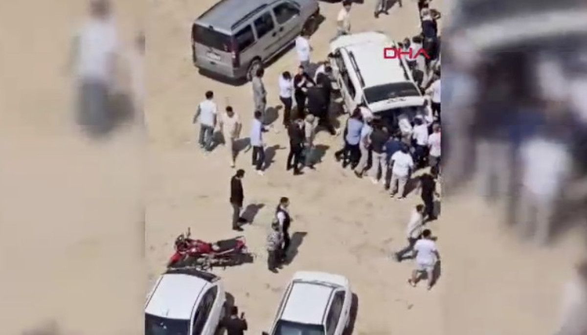 ankarada dugunde kavga ihbara gelen polis aracina zarar verdi 0 lUtB3QrJ