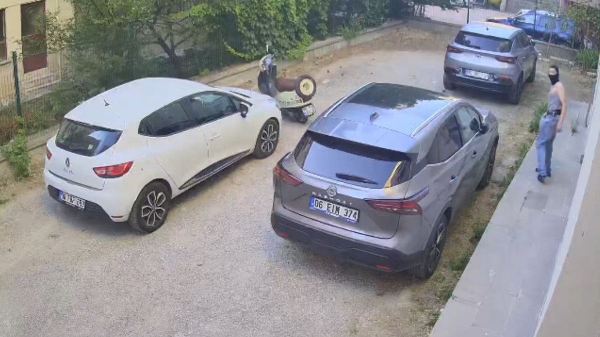 ankarada kar maskeli hirsiz motosikleti caldi 1 N2PlvU56