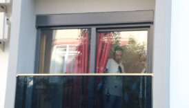 antalyada emlakciyi arayip arkadasini oldurdugunu soyledi polis evde ceset buldu rXZDrLpl