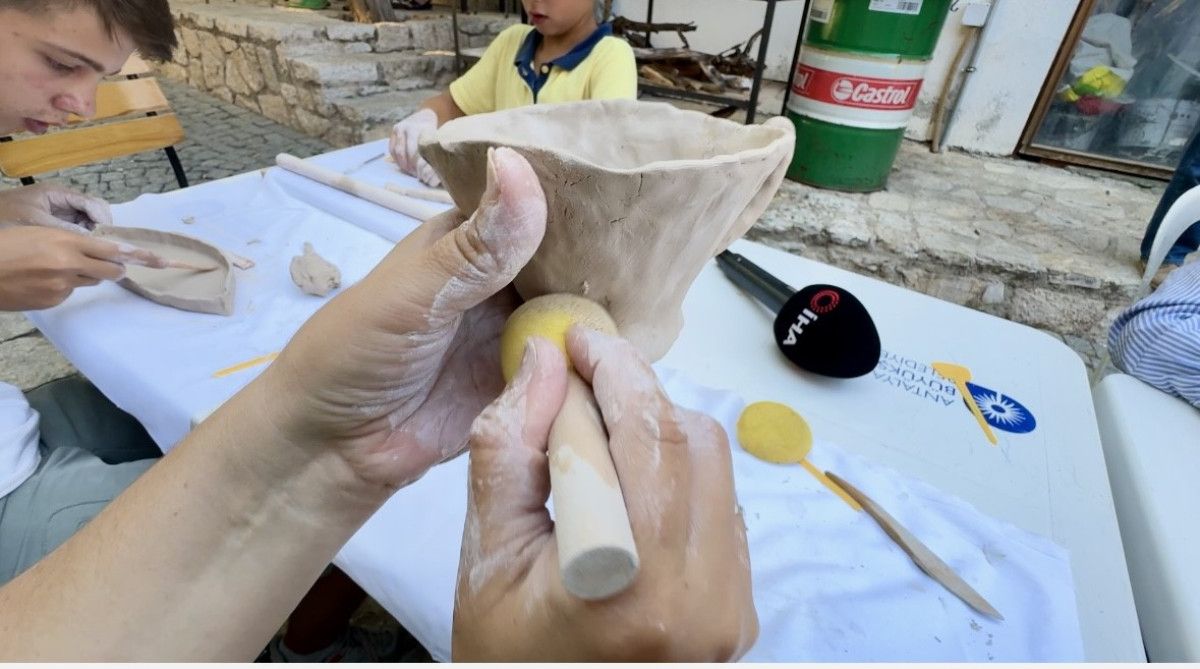 antalyada hayallerini seramik atolyesi ile gerceklestirdi 3 KkBHVSWQ