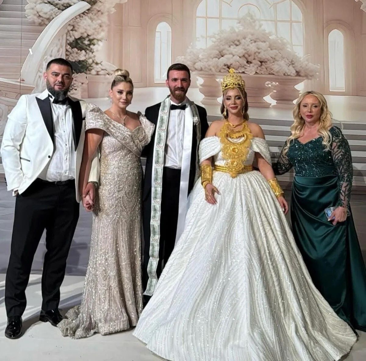 asiret dugunuyle evlenmisti fenomen aleyna dalverenden kotu haber 0 f9Yn3HyM