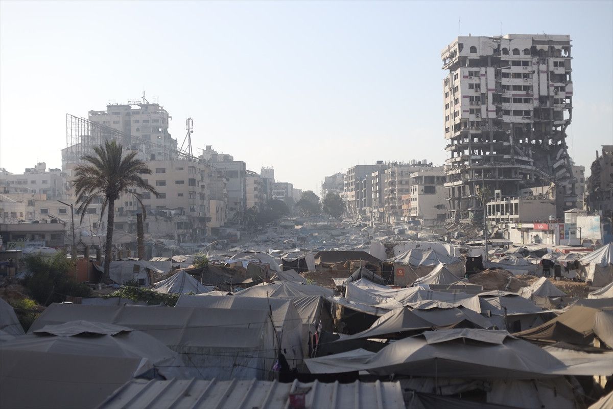 avrupada israil krizi pes pese istifalar yasandi 3 ipc5466a