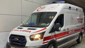 aydinda tartistigi kadini bicakla yaralayip hastanelik etti ph6Z57R5