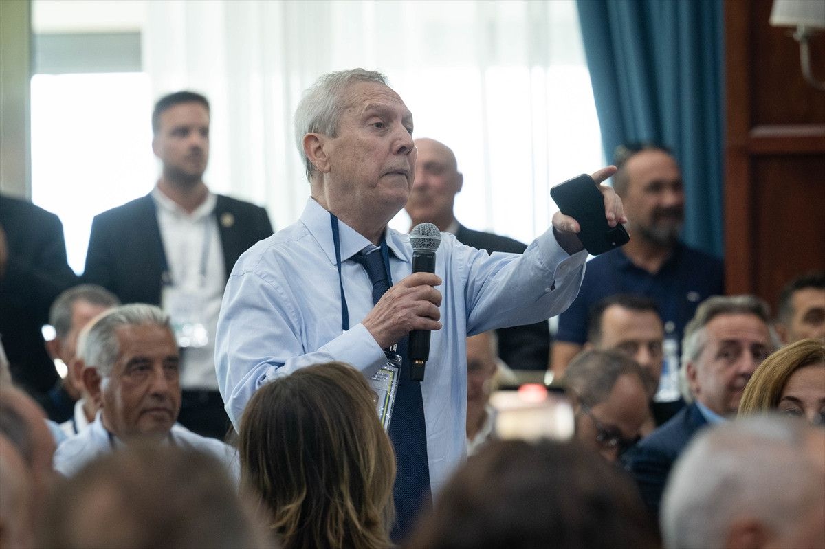 aziz yildirimla tartismisti hamdi akin victor osimhenin videosunu begendi 1 vWYLw8J4