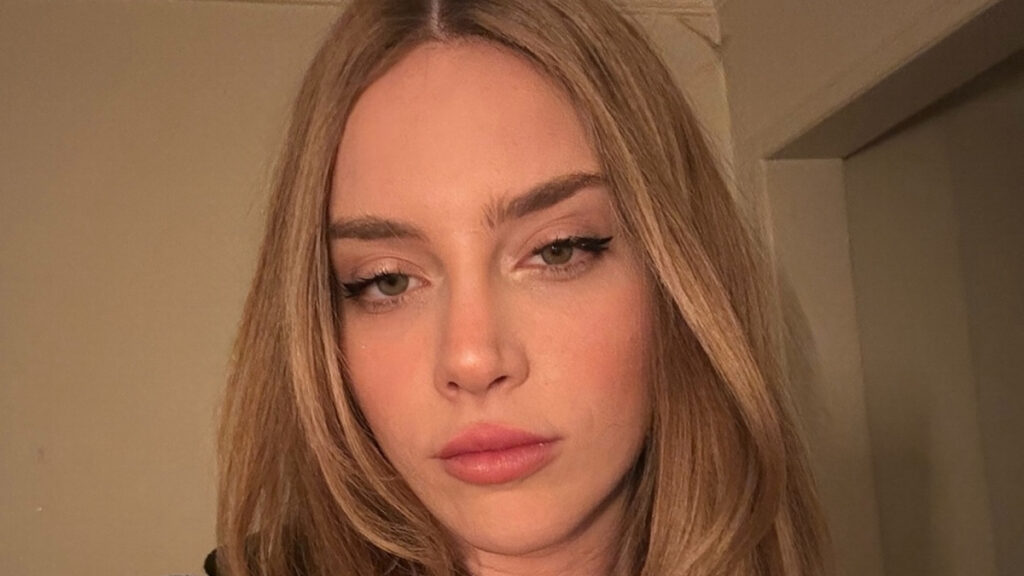 babasini kaybetmisti oyuncu hayal koseoglundan gunler sonra duygusal paylasim s8ykp67l