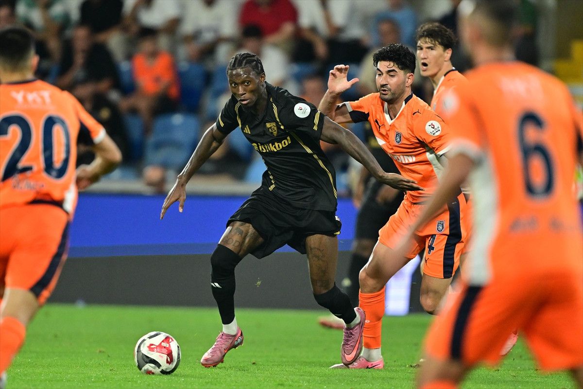 basaksehir kayserispor ile berabere kaldi 0 qGVcyv54