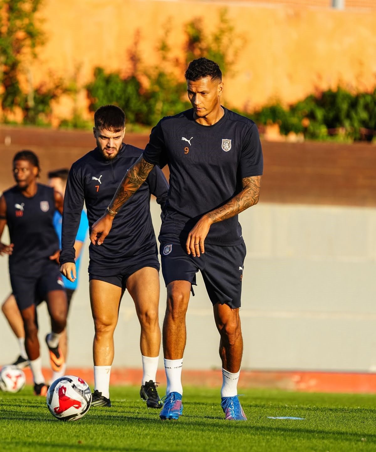 basaksehir viking macinin hazirliklarina devam etti 1 h6qAD4rl