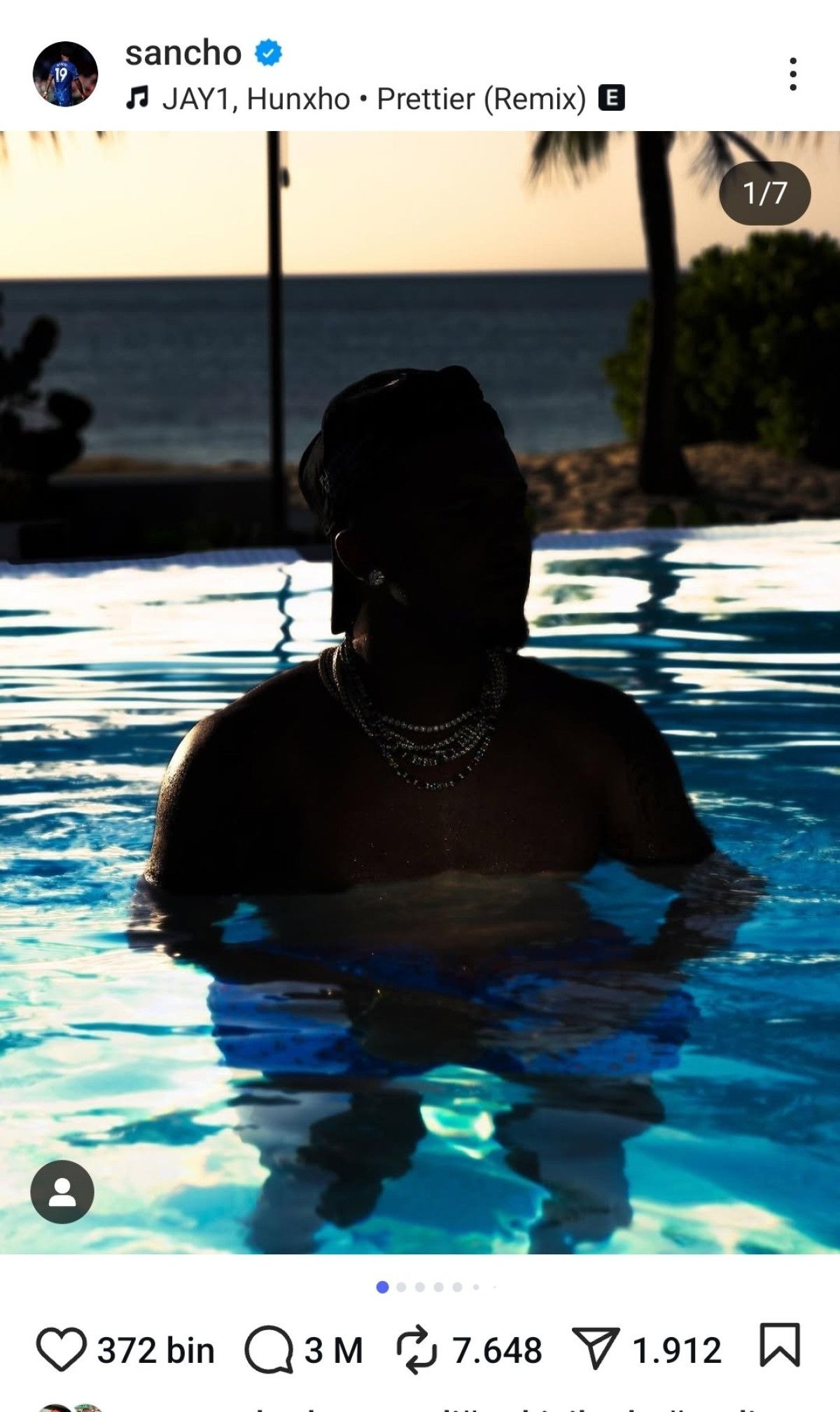 besiktas taraftarindan jadon sancho cilginligi 0 8z5H7raw