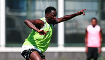 besiktasin yeni transferi wilfred ndidi ilk idmanina cikti OM89Qvp6