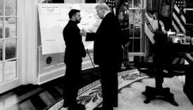 beyaz saray paylasti ukraynanin isgal edilmis haritasi uzerinde kare 4OpD4Dvg