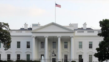 beyaz saray putin baskan zelensky ile gorusmeyi kabul etti CTzUysFW