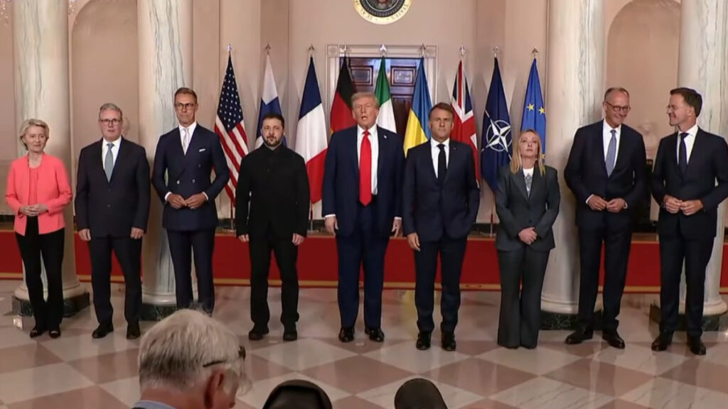 beyaz sarayda avrupali liderlerle aile fotografi VXDtElH1