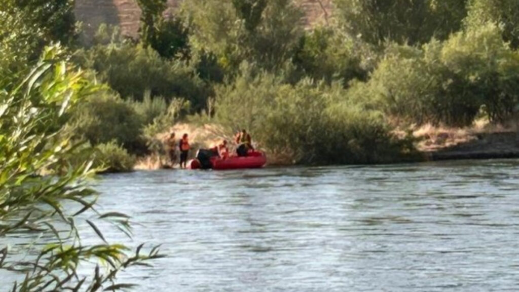 bingolde nehirde mahsur kalan 4 kisi kurtarildi 91X1VN7A