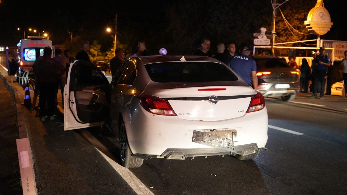 burdurda dugunden cikan yasli adam kazada can verdi 4 8NJ4CaJB