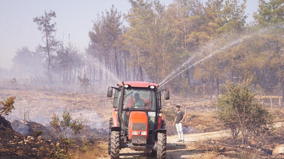 canakkalede korkutan yangin kontrol altina alindi 2 aZBbuEsg