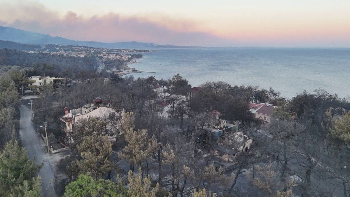 canakkalede yanan villalar goruntulendi 2 eXjSO6w4