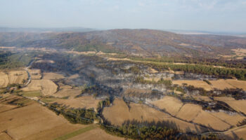 canakkaledeki yangin sonrasi olusan hasar havadan goruntulendi ki6AONHj