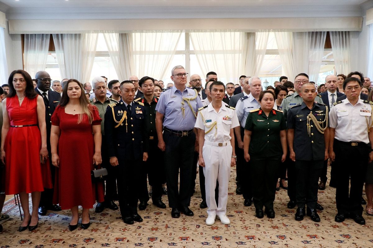 cindeki zafer bayrami resepsiyonunda kurtulus savasi kahramanlari anildi 0