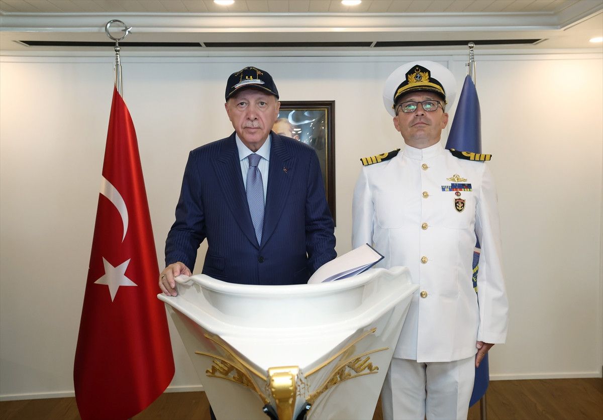 cumhurbaskani erdogan savarona yatini ziyaret etti 2 zVHn41km