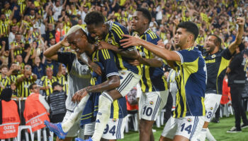 dis basindan fenerbahce feyenoord maci mansetleri HkOUiZpz