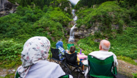 doga harikasi cimil vadisi ziyaretcilerine gorsel solen sunuyor eqrK3sTh