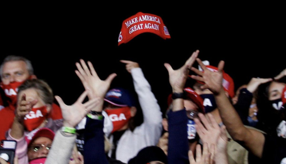 donald trump kendi markasindan rekor gelir sagladi 1 XfDjnKYO