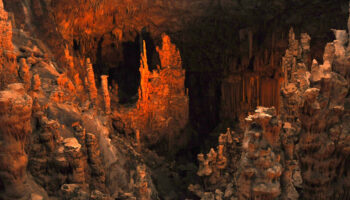 dunyanin sekizinci harikasi gilindire magarasi masalsi atmosferiyle buyuluyor FXikhGY3