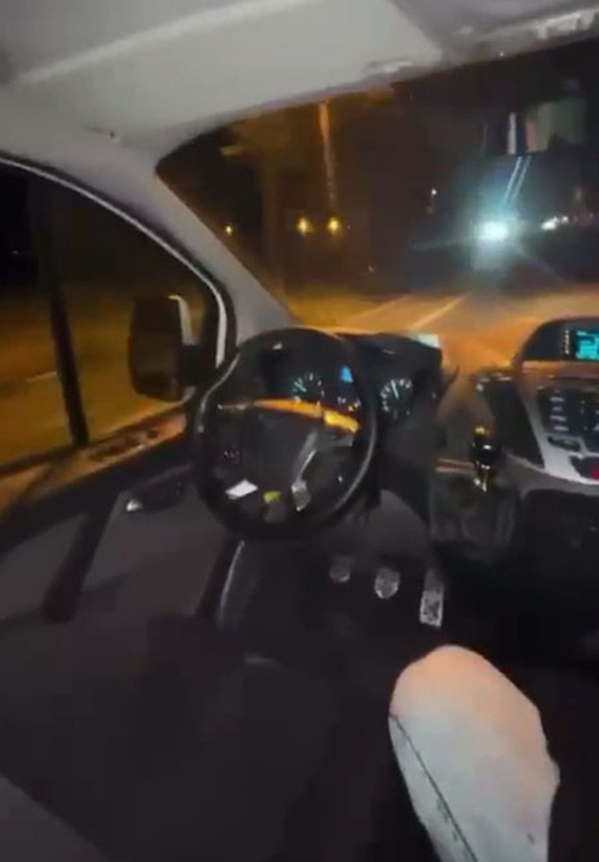 duzcede aracini yan koltuktan kullanan surucunun ehliyetine el konuldu 0 7k5TPuSw