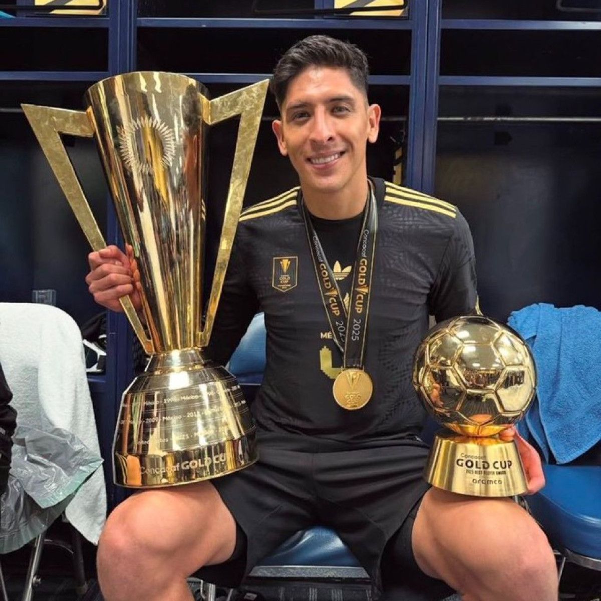 edson alvarez fenerbahce icin geliyor 0 WYztfuy1