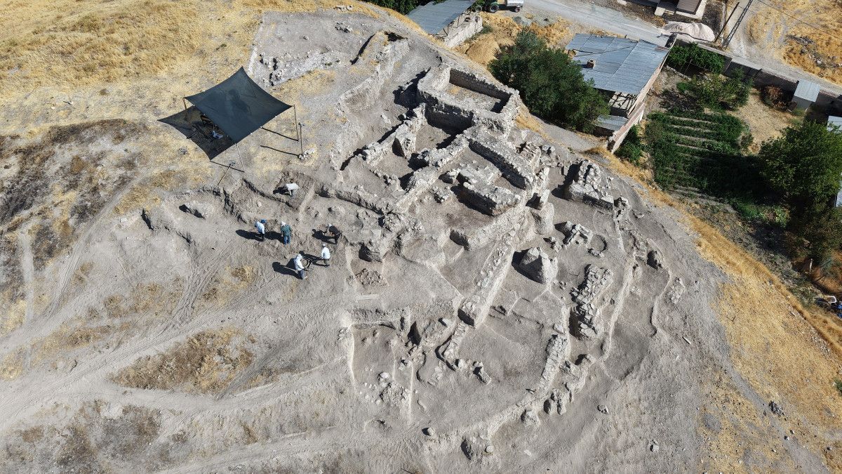 elazigda 51 yil sonraki ilk kazida 6 bin yillik kesif 8 FMKwFcYY