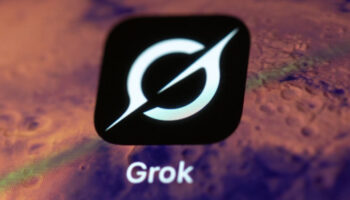 elon musk duyurdu grok 25 artik acik kaynak NcINN8DB