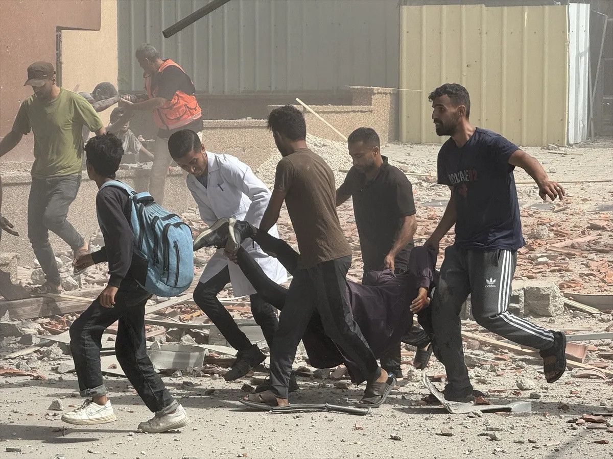 emmanuel macron israilin saldirilari kabul edilemez 0 7tzNFGdG