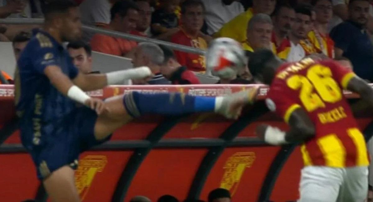 eski hakemlerden goztepe fenerbahce maci yorumlari 5 diZcM2Gb