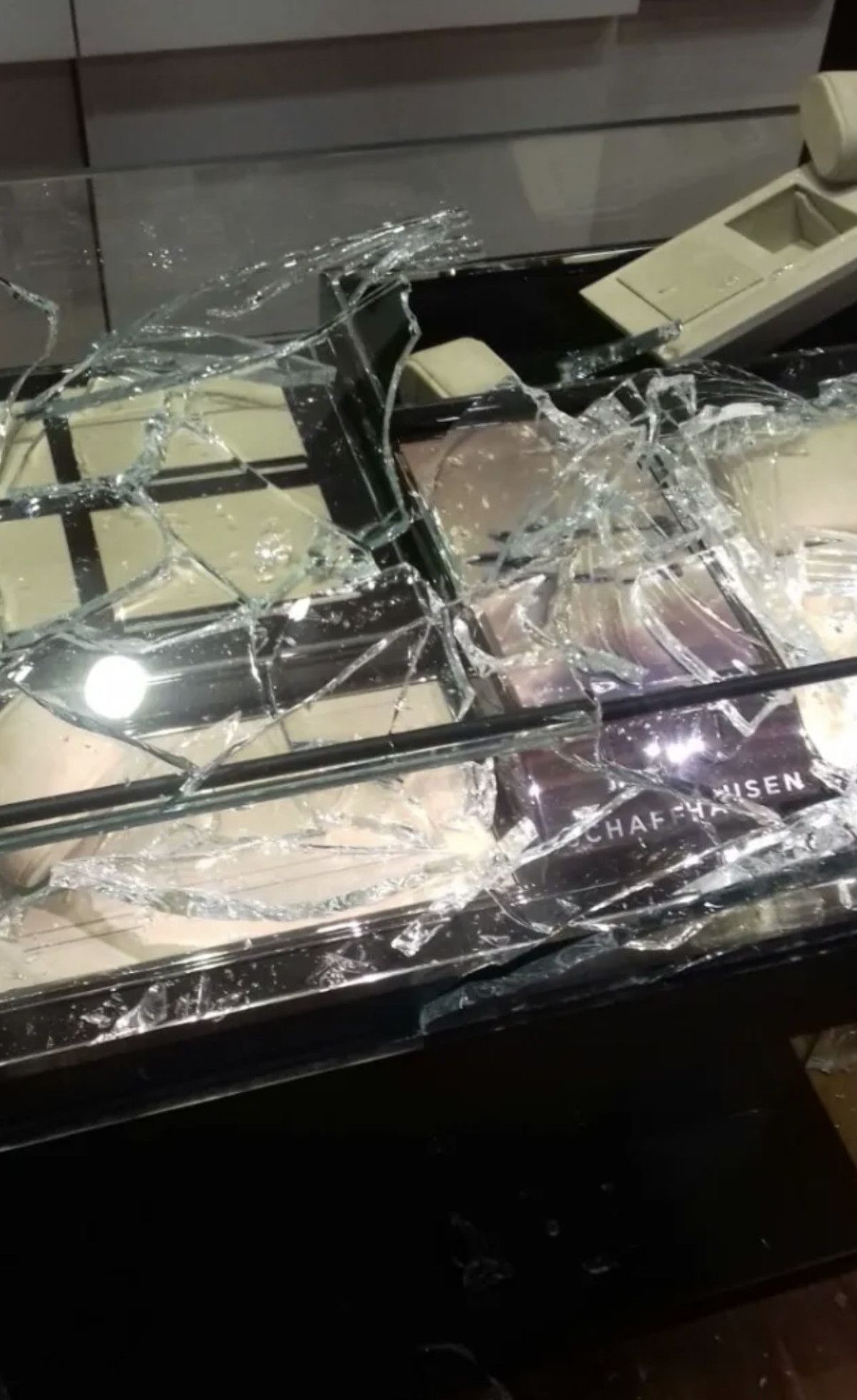 eski trabzonsporlu fabian castillonun esi kuyumcu soymaktan tutuklandi 4 PFUc2V6z