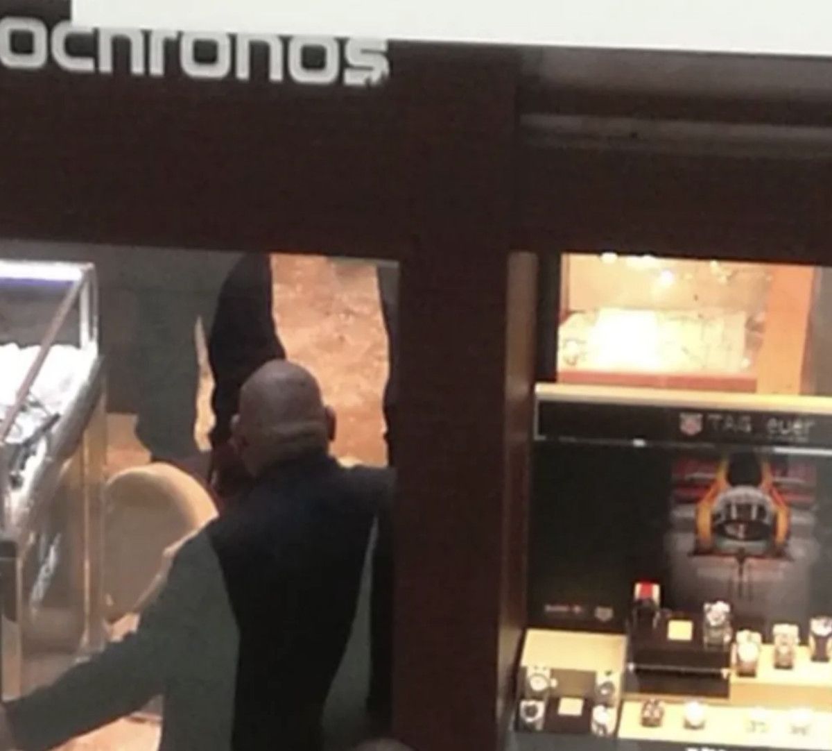 eski trabzonsporlu fabian castillonun esi kuyumcu soymaktan tutuklandi 5 RIsOW7Tk