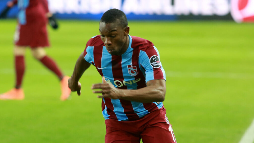 eski trabzonsporlu fabian castillonun esi kuyumcu soymaktan tutuklandi JT3Kixjk