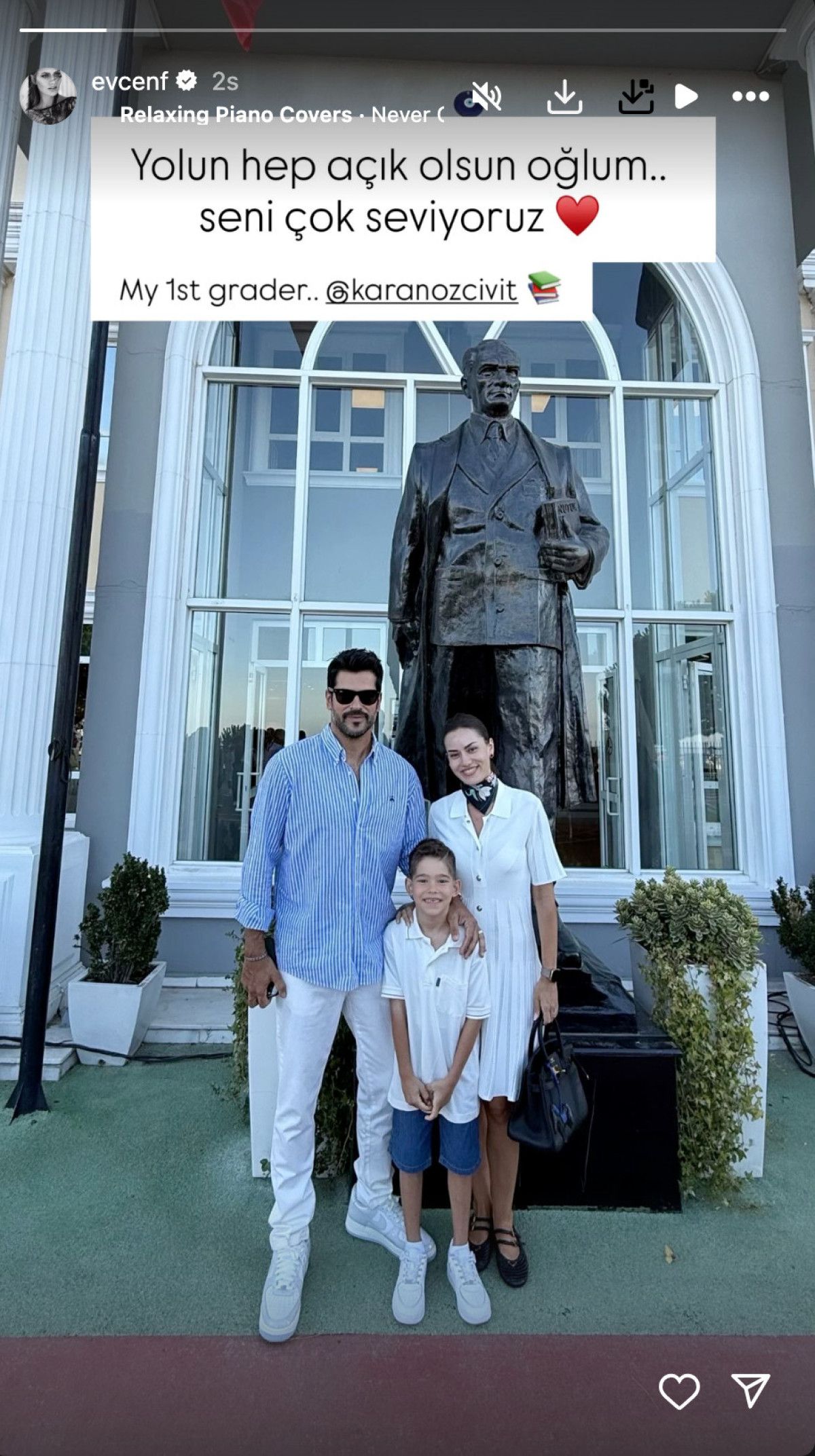 fahriye evcen ve burak ozcivitin ogullari karan 1 sinif ogrencisi oldu 0 jUGdm5UZ