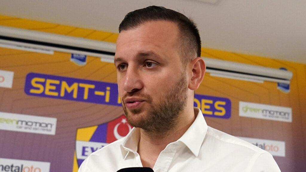 fatih kulaksiz gosterdigimiz mucadeleden mutluyum uaQXVYb5