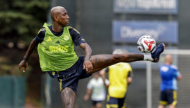 fenerbahce anderson taliscayi bekliyor BTZ1YCi7