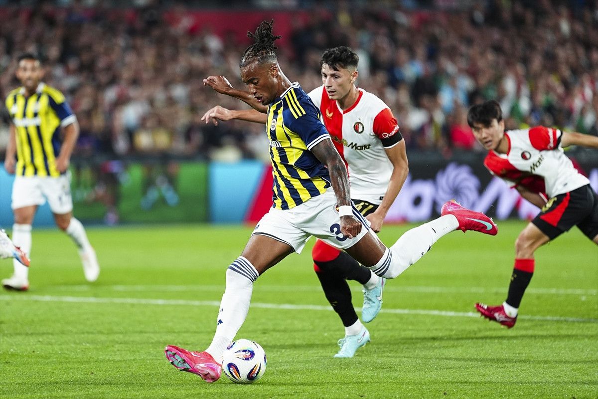 Fenerbahçe geçen yılki senaryonun aynısını yaşadı 1 fenerbahce gecen yilki senaryonun aynisini yasadi 0
