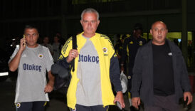 Fenerbahçe kafilesi İzmir'e geldi 4 fenerbahce kafilesi izmire geldi u7ui4yE4
