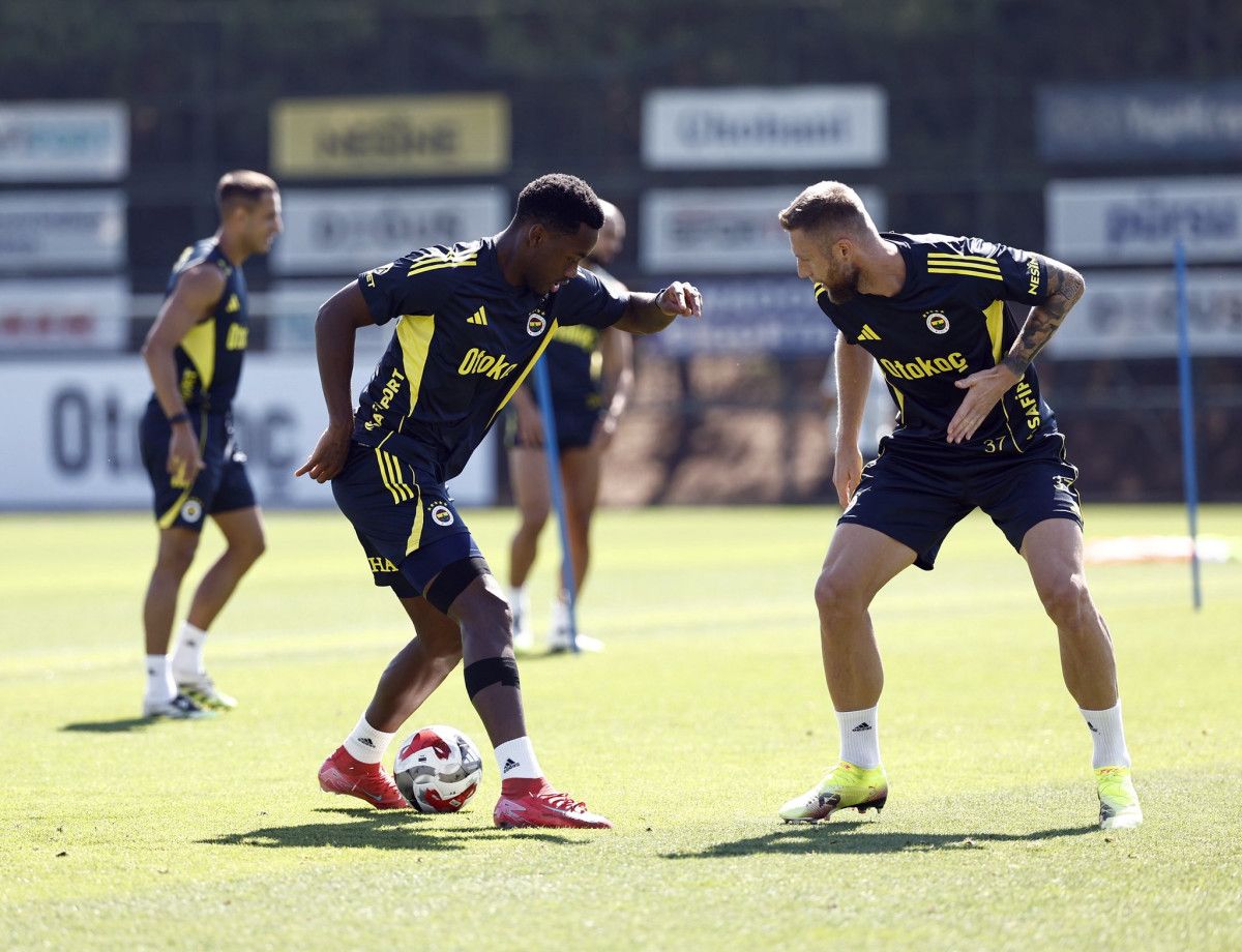 fenerbahcede feyenoord macinin hazirliklari surdu 1 wK8KXNrI