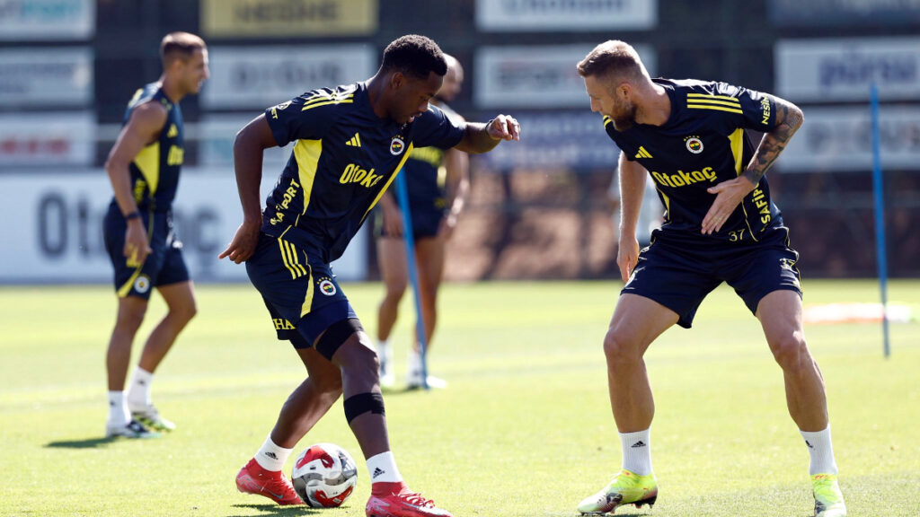 fenerbahcede feyenoord macinin hazirliklari surdu BnXBMV4C