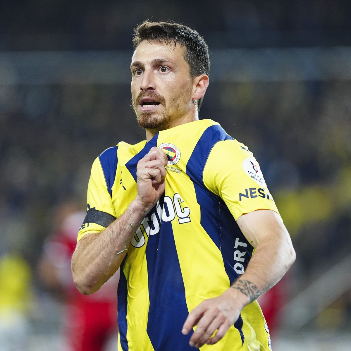 fenerbahcenin yeni kaptani mert hakan yandas oldu 0 nsrKVvLL