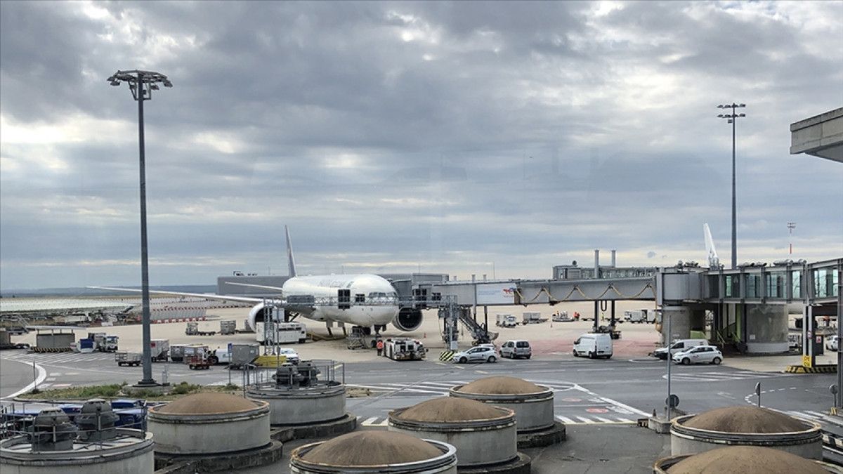 fransada israilli ucus ekibi ile telsiz konusmasinda ozgur filistin diyen gorevliye isten uzaklastirma 0 H8wmZWFY