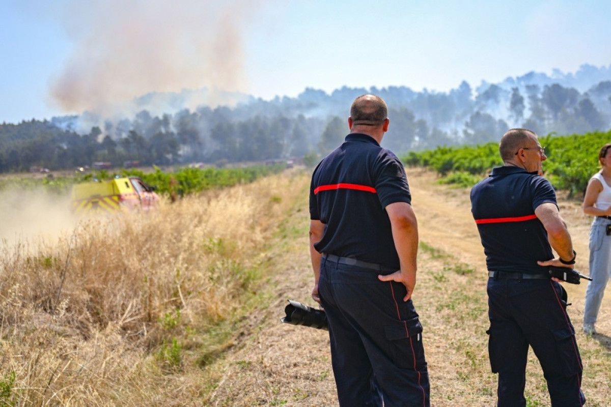 fransadaki yangin kontrol altina alindi 0 flpa61LV