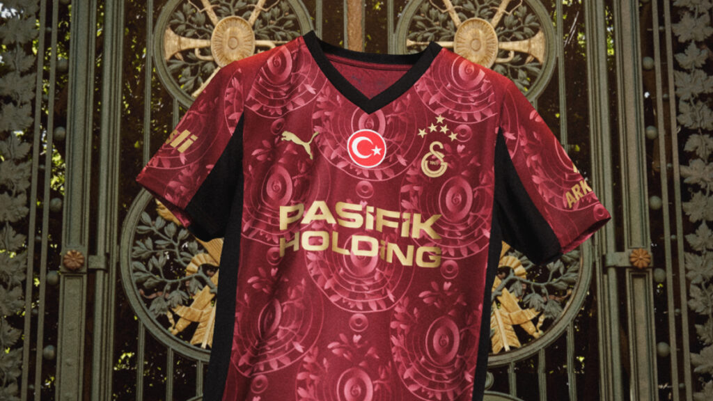 galatasaray alternatif formasini tanitti rU8KruOe