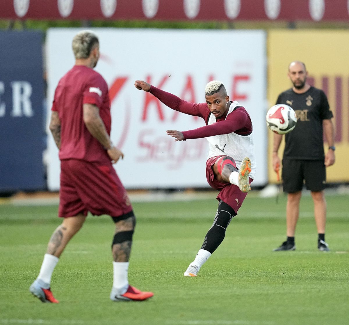 Galatasaray'da Rizespor maçı hazırlıkları 4 galatasarayda rizespor maci hazirliklari 3 9aCZU6CK