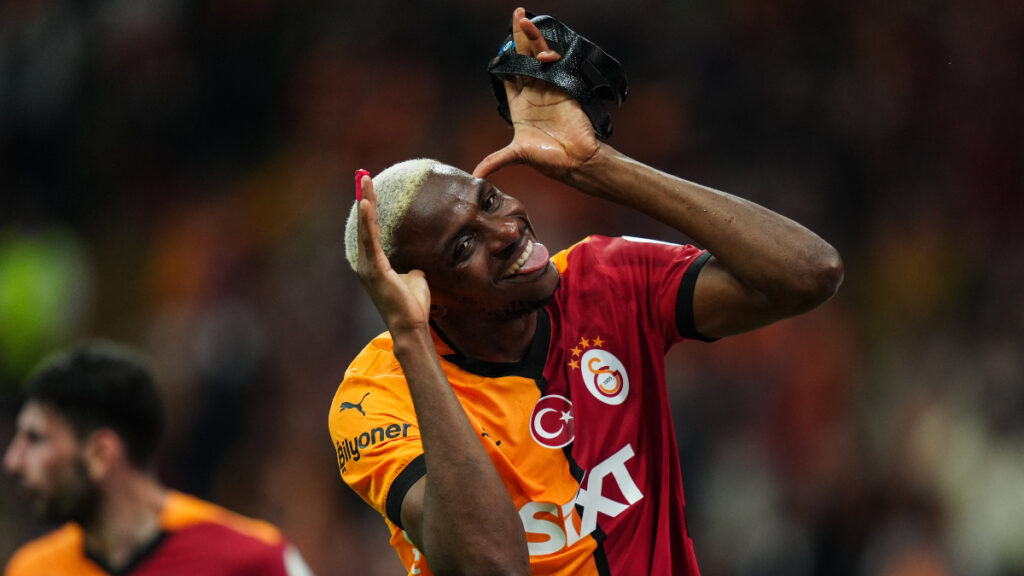 galatasarayda victor osimhen parasini cikarmaya basladi MWFb1HjT