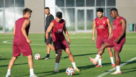 galatasarayin yeni sezon hazirliklari suruyor Gu7kEeUl